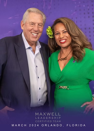 Tammy Summers with John C. Maxwell at the Maxwell Leadership Certified Team event in Orlando, Florida, March 2024